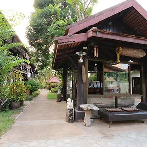 Villa Lao Vientián Exterior photo