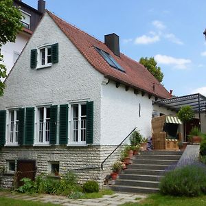 Bed And Breakfast Unter Den Linden Nördlingen Exterior photo