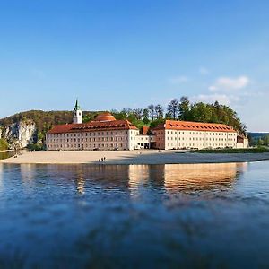 Hotel Gaestehaus St. Georg - Weltenburger Klosterbetriebe Gmbh Kelheim Exterior photo