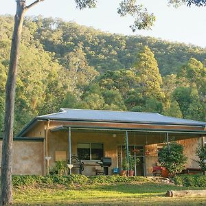 Lyrebird Studio In The Watagans Villa Ellalong Exterior photo