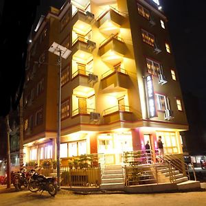 Hotel Arati Katmandú Exterior photo