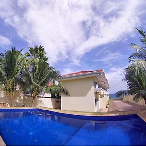 C气泡潜水度假村 C Bubble Diving Resort Dumaguete City Exterior photo