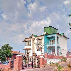 Nirvana Inn Mahābaleshwar Exterior photo
