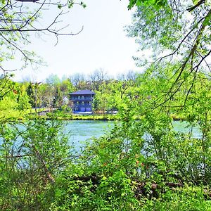 Lily'S House On The 12 Bed and Breakfast Sainte-Catherine Exterior photo