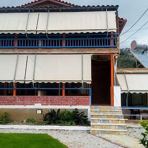 Guesthouse Rondo Himarë Exterior photo