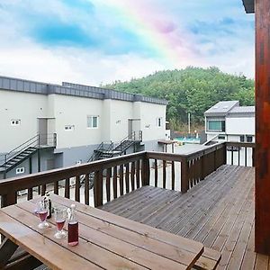 Gyeongju Rainbow Of Heaven Pension Exterior photo