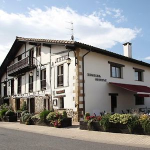 Casa Rural Barazar Hostal San Sebastián Exterior photo