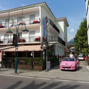 Hotel Rialto Riva del Garda Exterior photo