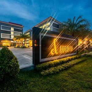 Hotel Aurora Suvarnabhumi Bang Bo Exterior photo