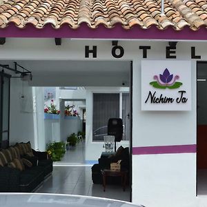 Hotel Nichim Ja Comitan de Dominguez Exterior photo