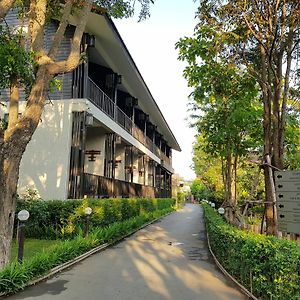 Hotel Baan Khung Thara - Ayutthaya Exterior photo