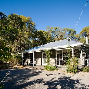 Lakewood Minutes Walk To Lake Daylesford Exterior photo