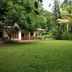 Alfred Colonial Bungalow & Spice Garden Kobbekaduwa Exterior photo