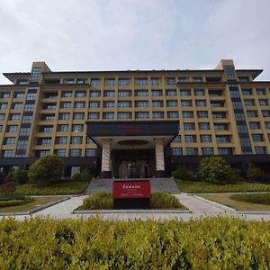 Hotel Ramada Wyndham Yingcheng Exterior photo