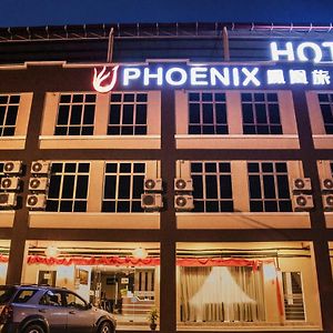 Phoenix Hotel Gua Musang Exterior photo