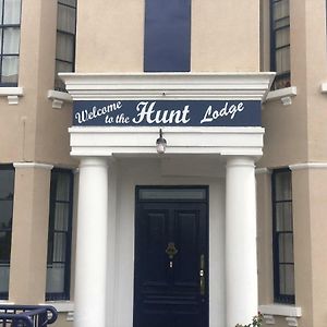 The Hunt Lodge Leighton Buzzard Exterior photo