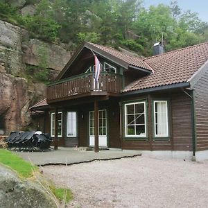 Gorgeous Home In Lindesnes With House Sea View Jåsund Exterior photo