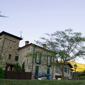 La Torretta Bobbio Bed and Breakfast Exterior photo