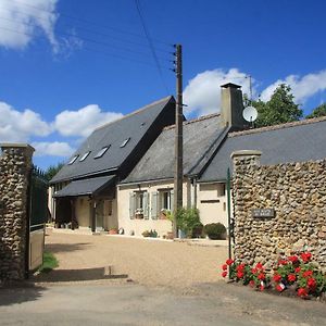 Les Bouts de Rallé Chambre d'Hotes Bed and Breakfast Sainte-Osmane Exterior photo