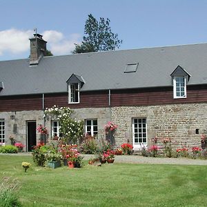 L'Auvraire B&B Coulouvray-Boisbenâtre Exterior photo