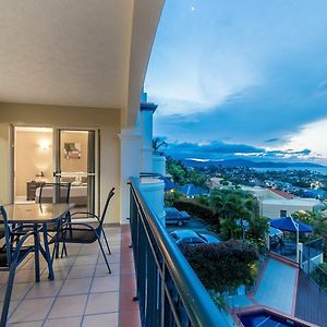 Apartamento Magnificence At Airlie Airlie Beach Exterior photo