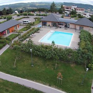 Hotel Les Hauts Du Gevaudan Montrodat Exterior photo