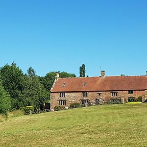 Hollow Meadow House Hostal Priors Marston Exterior photo