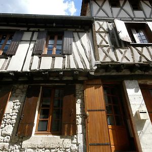 Apartamento L' Ancien Relais de Poste Henri Casteljaloux Exterior photo