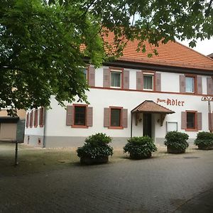 Apartamento Gasthaus Zum Adler Baden-Baden Exterior photo