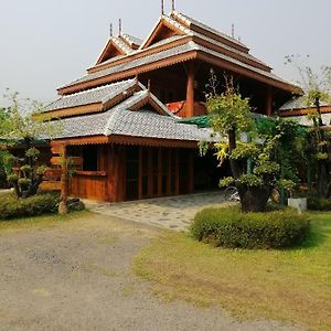 Heanmaeloung Resort. Chiang Mai Exterior photo