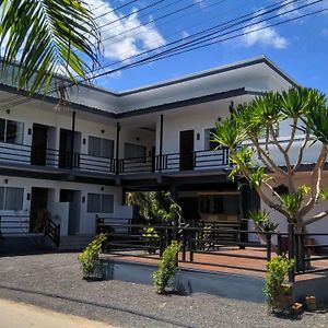 Hotel Nang Kam Boutique House Don Sak Exterior photo