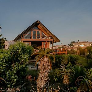 Dreamland Beach House & Studios At Supertubes Jeffreys Bay Exterior photo