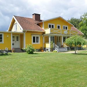 Hotel & Pensionat Bjoerkelund Stenbrohult  Exterior photo