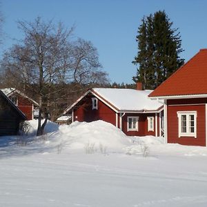 Hostel Lomakivi Kausala Exterior photo