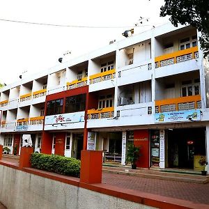 Hotel Durvankur Ratnāgiri Exterior photo