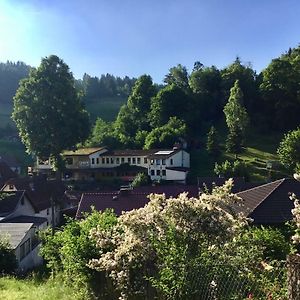 Hotel Landferienhaus Linde Langenbach  Exterior photo