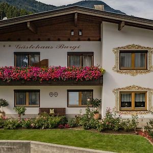 Hotel Gaestehaus Burgi Fügen Exterior photo