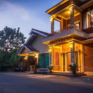 Apartamento Maher House Borobudur Magelang Exterior photo