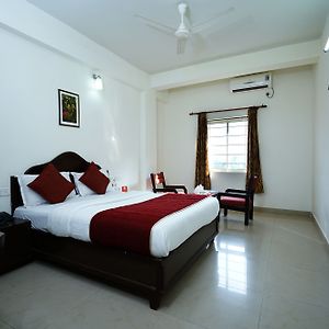 Hotel Oyo 10429 Tkg Grande Madurai Exterior photo
