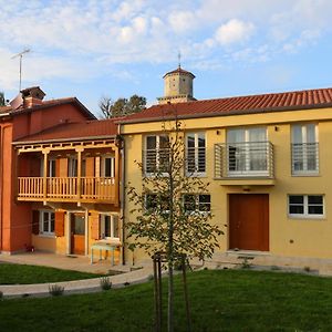 Hotel Casa Lenka Malchina Exterior photo