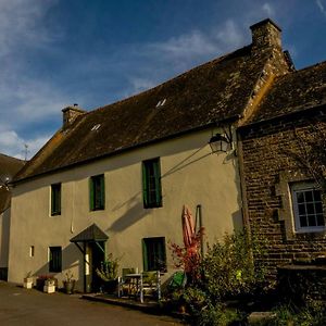 Auberge Le Canard Qui Rit Bed and Breakfast Plélauff Exterior photo