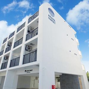 Kariyushi Condominium Resort Chatan Araha Sunset Exterior photo