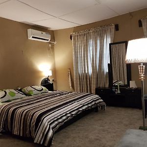 C O Apartment Lagos Exterior photo