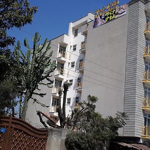Maruta Hotel Adís Abeba Exterior photo