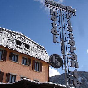 Hotel Adamello Temù Exterior photo