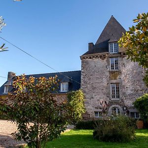 Manoir De Sevin Bed and Breakfast Plerguer Exterior photo