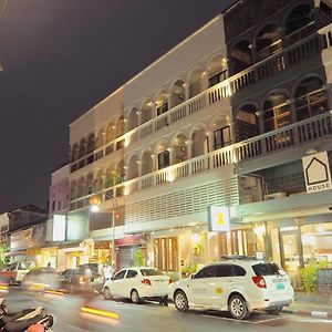 Hotel Oyo 300 Karnvela Phuket Exterior photo