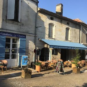 Chambres D'Hotes Hostellerie Le Donjon Bourdeilles Exterior photo