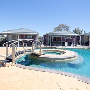 Hotel Ingenia Holidays Hunter Valley Cessnock Exterior photo