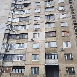 Стильные Аппартаменты На Новых Домах Jarkov Exterior photo